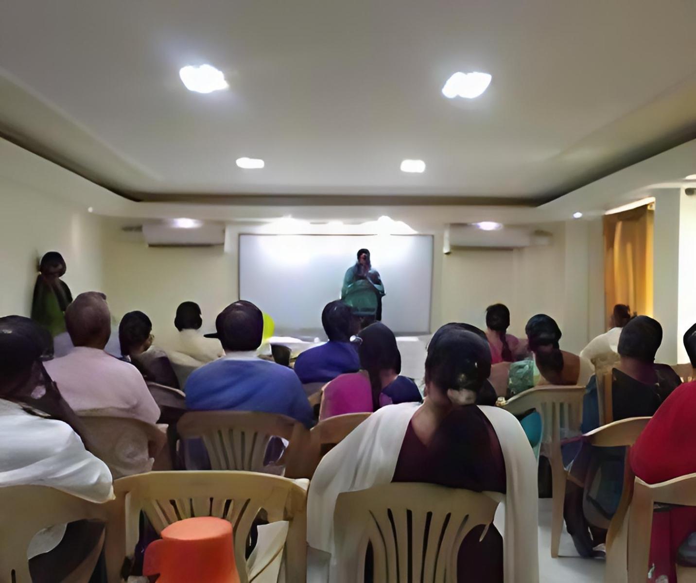 Hotel Priya Towers Namakkal Экстерьер фото