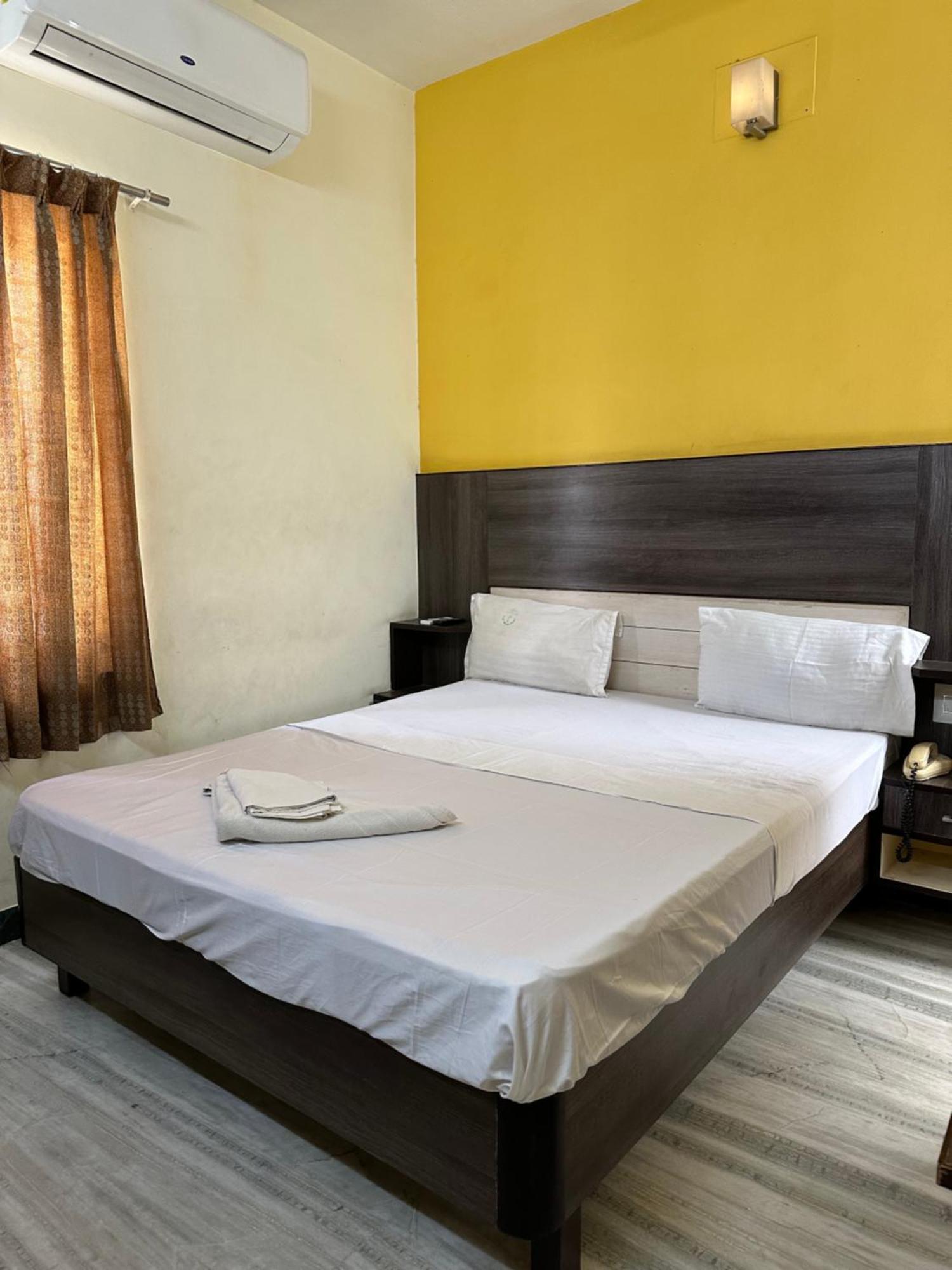Hotel Priya Towers Namakkal Экстерьер фото